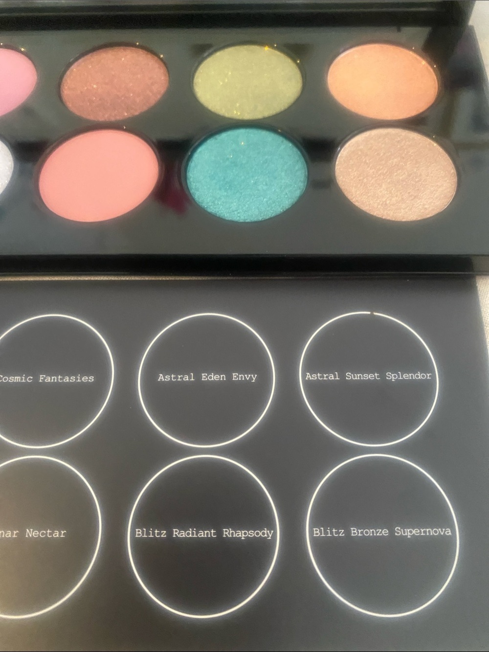 Pat McGrath Purple & Pink Eyeshadow Palette - Picture 3 of 8